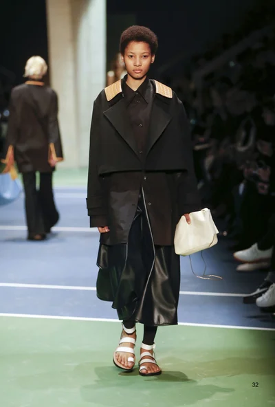 Look 32
